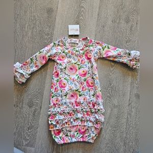 Baby Girl Clover Cottage Boutique Gown Size Newborn